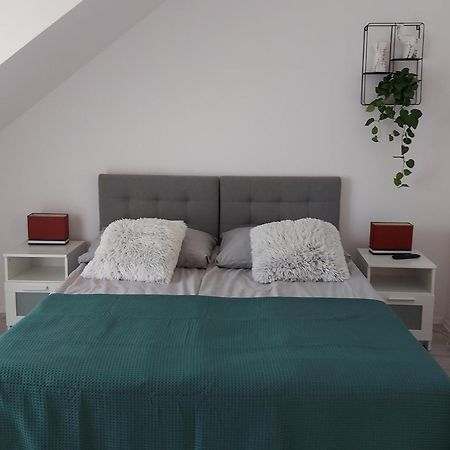 Pokoje I Apartamenty Matdar Mikołajki Quarto foto