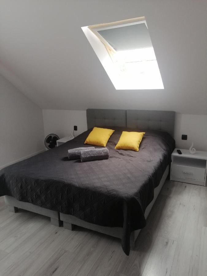 Pokoje I Apartamenty Matdar Mikołajki Exterior foto