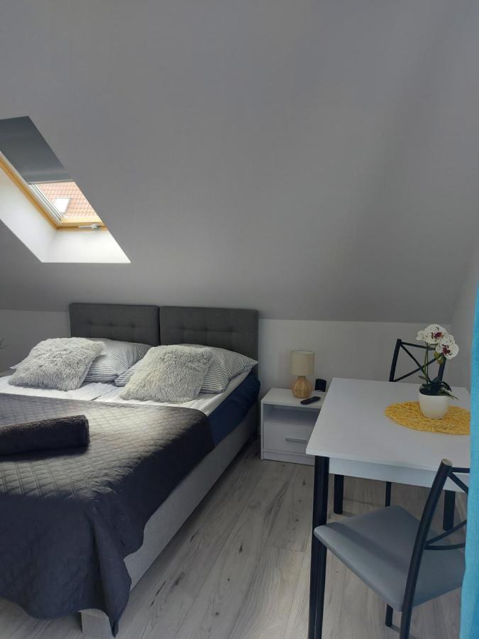 Pokoje I Apartamenty Matdar Mikołajki Quarto foto